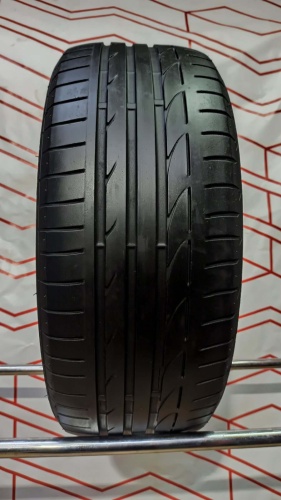 Шины Bridgestone Potenza S001 235/50 R18 -- б/у 5