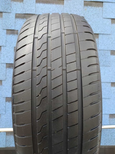 Шины Firestone Roadhawk 195/65 R15 -- б/у 5.5