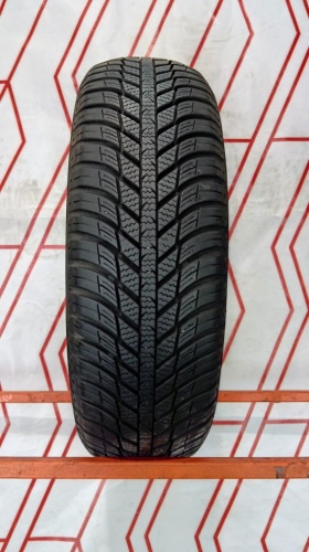 Шины Nexen N'Blue 4 Season WH17 185/65 R15 -- б/у 5