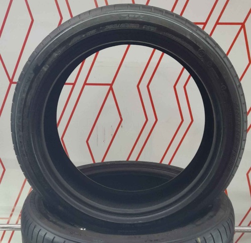 Шины Bridgestone Potenza S001 225/45 R19 -- б/у 5